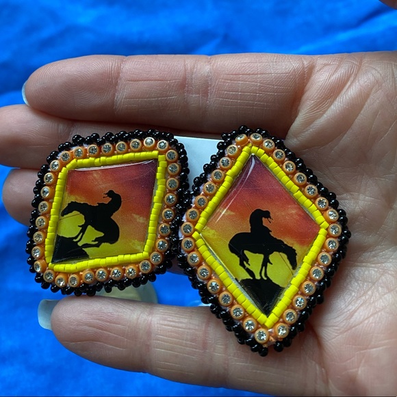 Handmade Hand Beaded Earrings - Picture 5 of 5